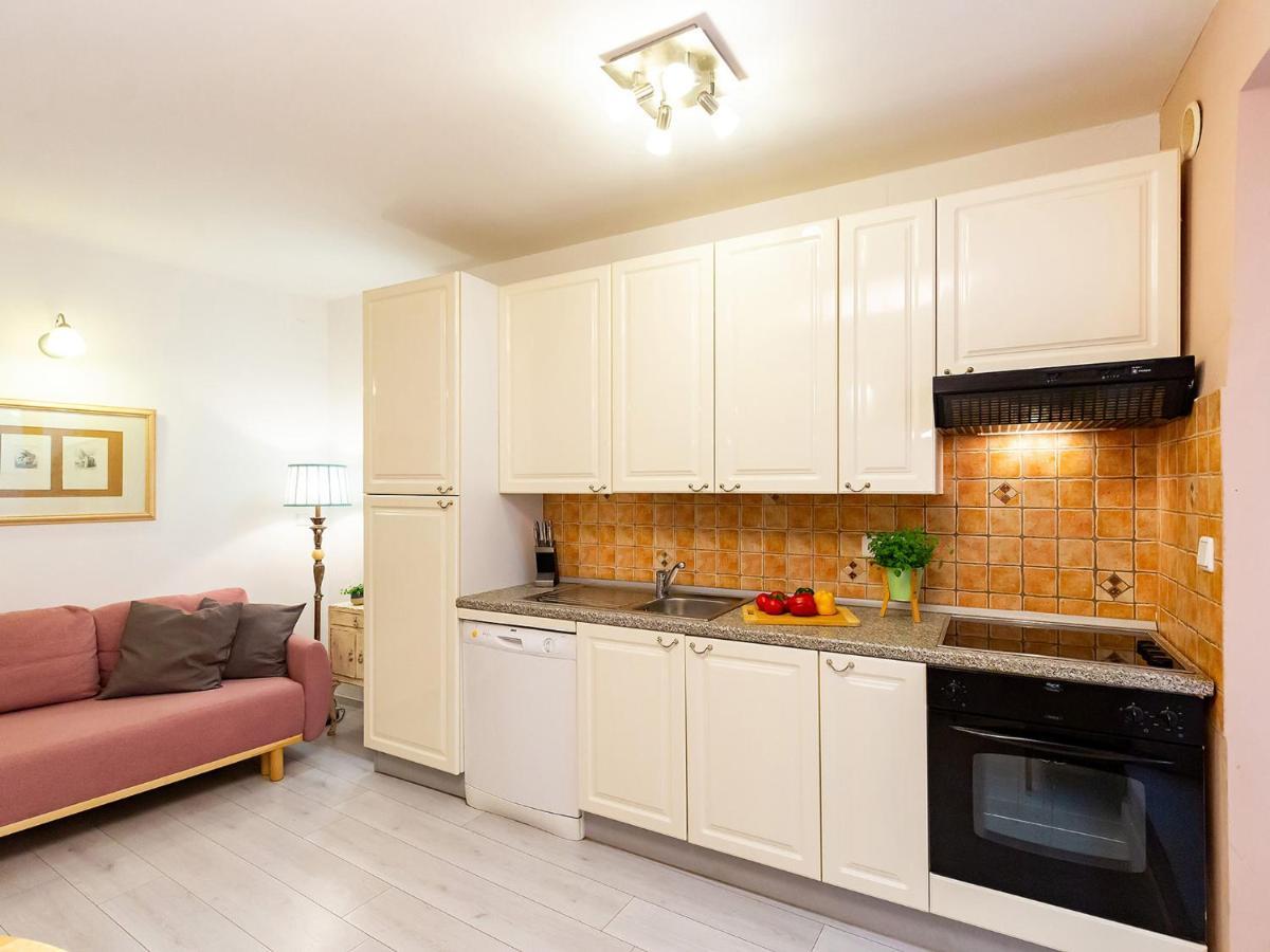 Apartment Anika Old Town ポレッチ エクステリア 写真